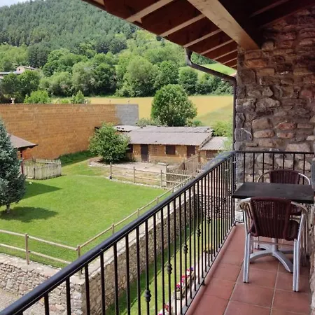 Apartament Rocaforadada A Pi, Bellver De Cerdanya